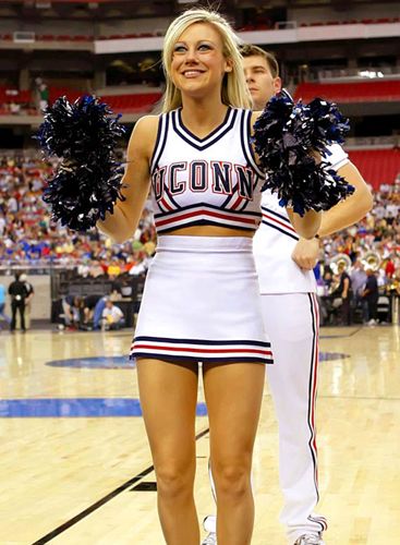 半场战报：比萨0-0克雷莫内塞（上半场结束：比萨与克雷莫内塞互交白卷）