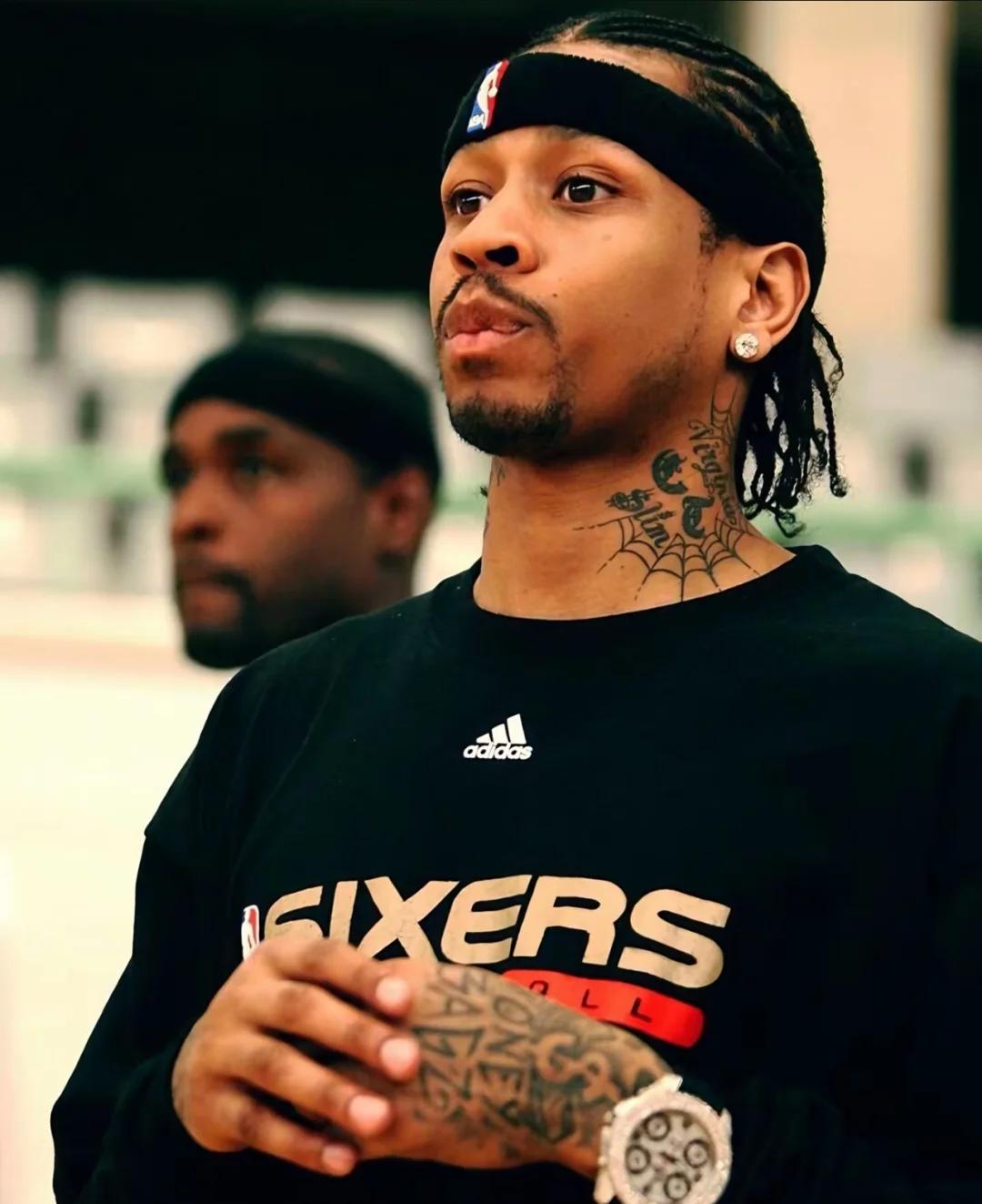 南通发布：南通市委书记、市长参加“苏超”南通队凯旋欢迎会（南通发布：市委书记、市长出席“苏超”南通队凯旋欢迎仪式）