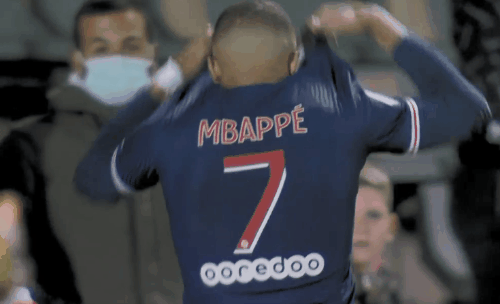 中超历年冠军回顾：深圳健力宝夺元年冠军，海港完成三连冠