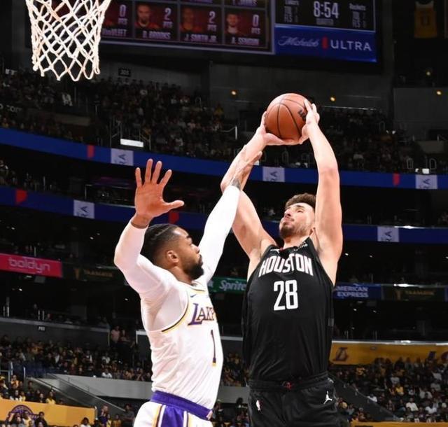 韩K联战报：李东俊、全晋旴建功，全北现代2-1力克首尔（韩职联战报：李东俊、全晋旴相继破门，全北现代2-1击败首尔）