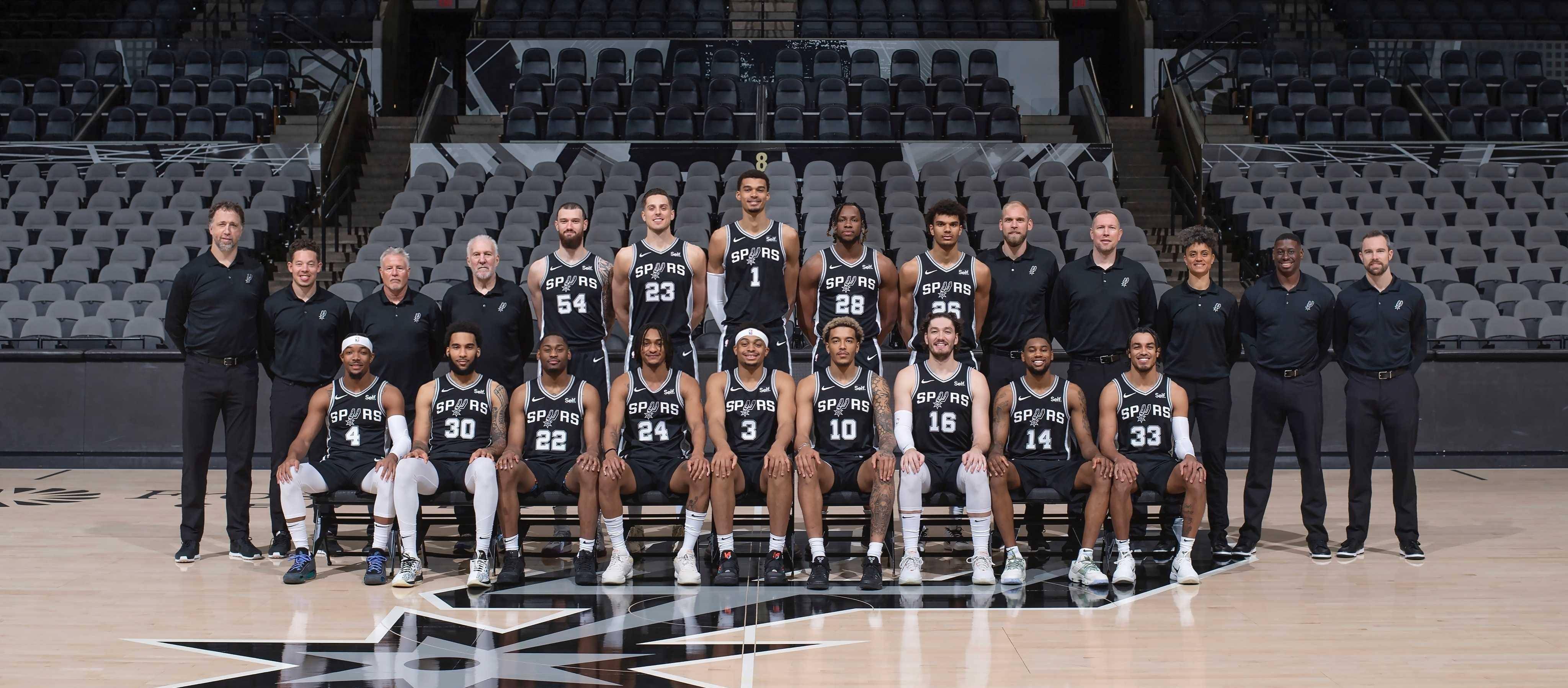 CBA：浙江队继续连胜 力克新疆男篮（CBA 浙江延续连胜势头 击败新疆男篮）