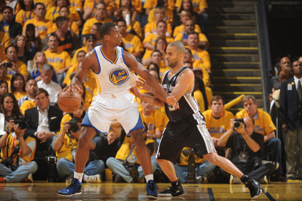 记者：海港对奥斯卡健康状况高度关切，通过多种方式表达慰问（记者称海港高度关注奥斯卡健康状况 多种方式传递慰问）