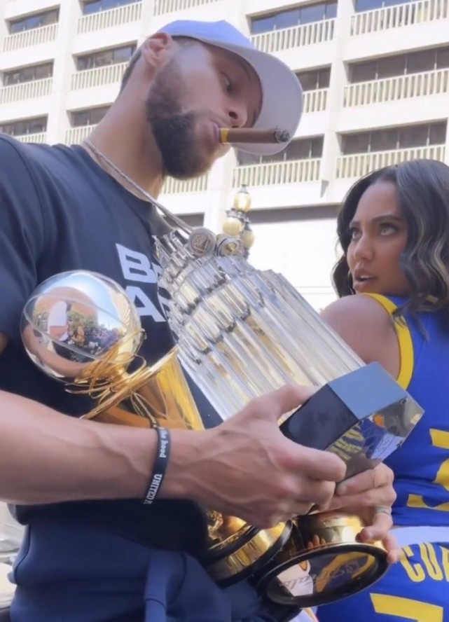 齐米卡斯：我爱利物浦的一切；利物浦和罗马的精神风格很像（齐米卡斯表态：钟情利物浦，直言红军与罗马气质相通）